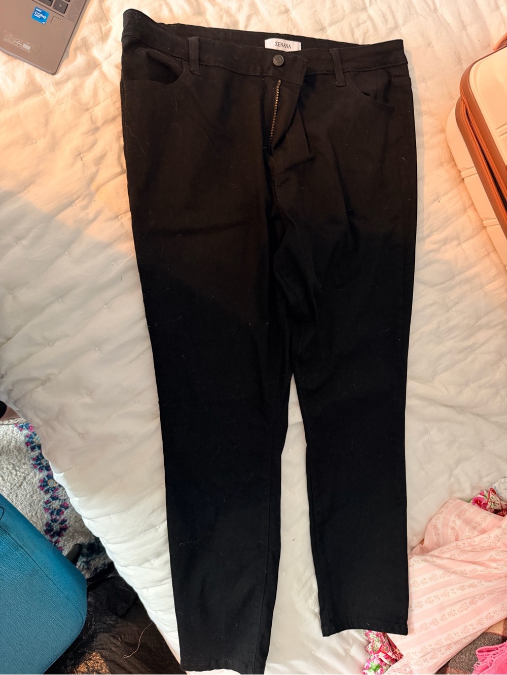 Zenana Outfitters Black Women's Skinny Jeans